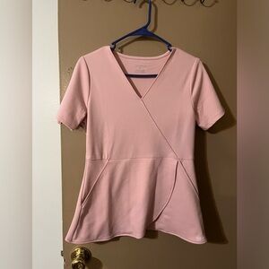 Jaanuu spinryx pink scrub top. Never worn (no tags) size small